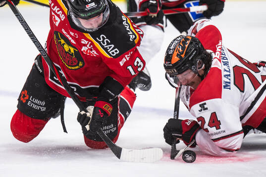 Luleås Eetu Koivistoinen och Örebros Hannes Björninen