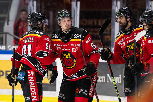 Luleås Markus Nurmi jublar