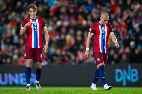 Sander Berge and Leo Østigård of Norway