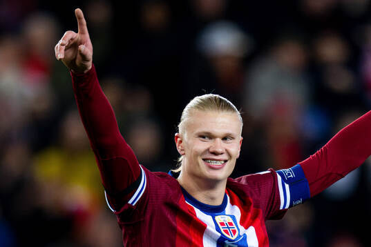 Erling Braut Haaland celebrates