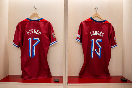 The kits of Torbjørn Lysaker Heggem and Sondre Langås of