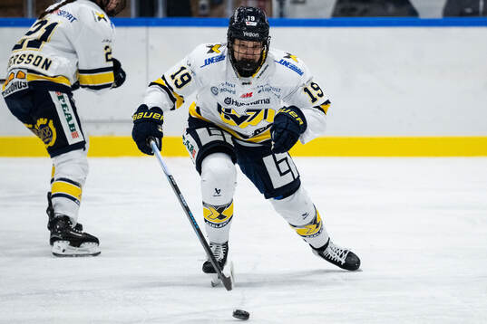 HV71s Klara Seroiszkova
