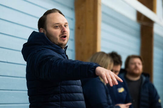 HV71s assisterande tränare Alexander Hanning