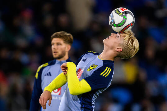 Lucas Bergvall of Sweden