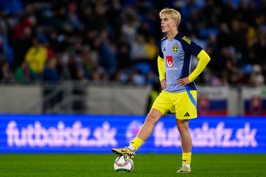 Lucas Bergvall of Sweden