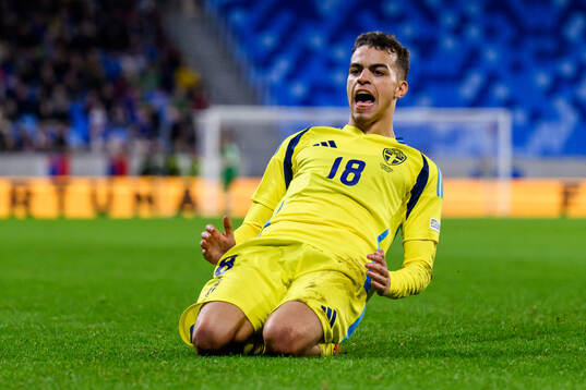 Yasin Ayari of Sweden celebrates