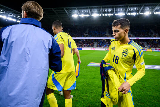 Yasin Ayari of Sweden