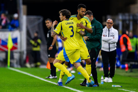 Victor Nilsson Lindelöf and Alex Douglas of Sweden