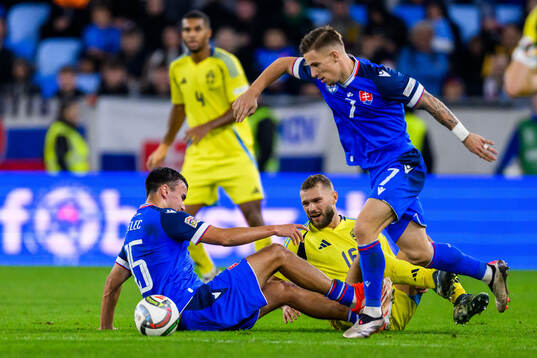 David Strelec and Tomás Suslov of Slovakia against Jesper