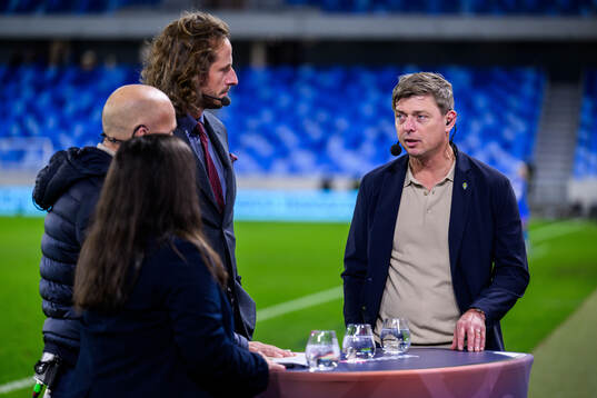 head coach Jon Dahl Tomasson of Sweden in the Viasat studio