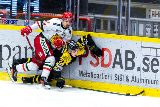 Moras Eero Teräväinen och Västerås Joel Kant