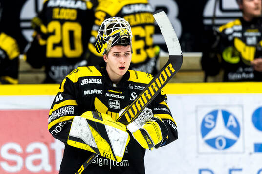Västerås målvakt Rasmus Korhonen deppar