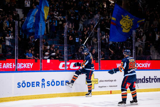 Djurgårdens Dick Axelsson jublar