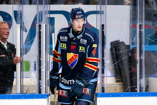 Djurgårdens Edvin Hammarlund lämnar utvisningsbåset