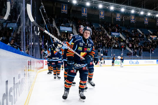 Djurgårdens Tyler Kelleher  jublar