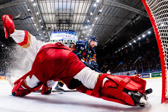 Bläddra bland fler bilder av Ishockey, Hockeyallsvenskan, Djurgården - Kalmar