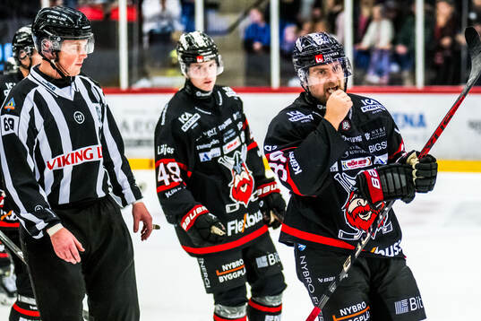 Nybros Kalle Holm och Nichlas Torp deppar