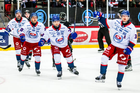 Oskarshamns spelare jublar