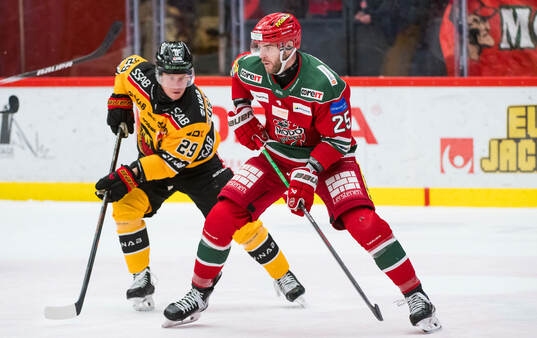 Luleås Erik Gustafsson och MoDos Sam Vigneault