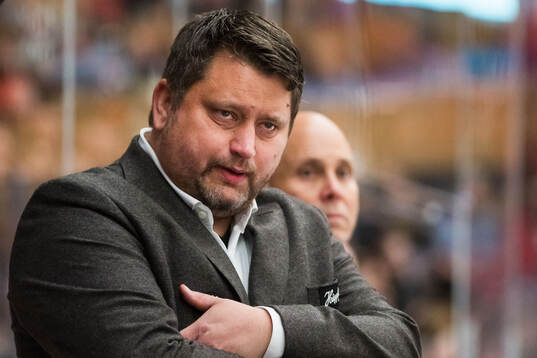 MoDos tränare Mattias Karlin
