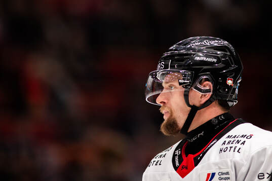 Malmö Redhawks Carl Persson deppar