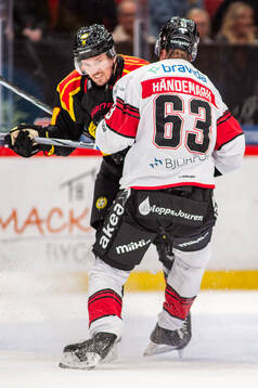 Brynäs Johannes Kinnvall och Malmö Redhawks Fredrik