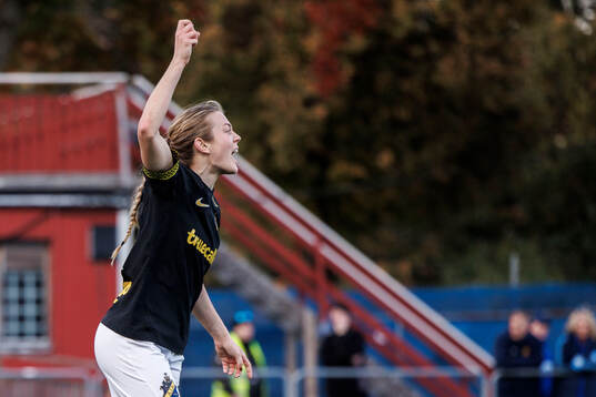 AIKs Beata Olsson jublar