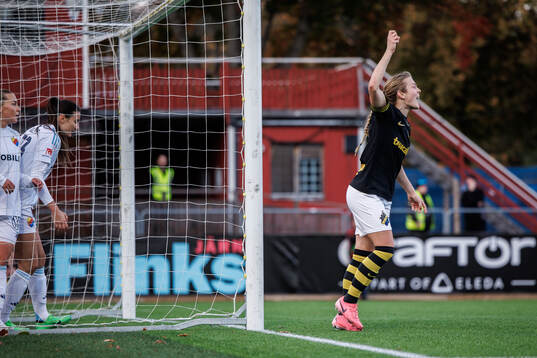 AIKs Beata Olsson jublar