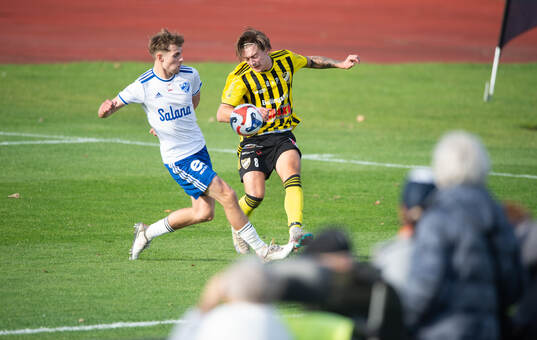 IFK Hässleholms Axel Winberg i matchen i division 2 mellan