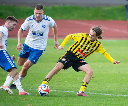 IFK Hässleholms Gustaf Winroth i matchen i division 2