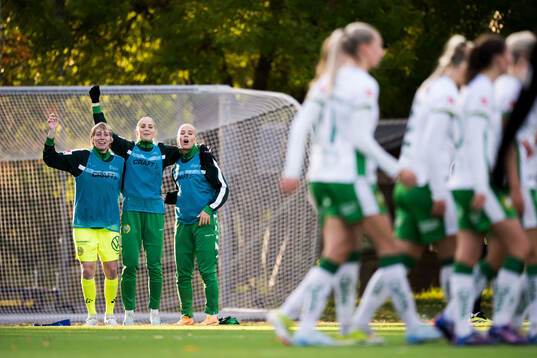 Hammarbys Alice Carlsson jublar