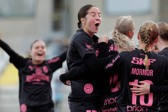 Häckens Ruby Grant jublar