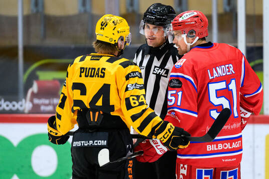 Skellefteås Jonathan Pudas och Timrås Anton Lander