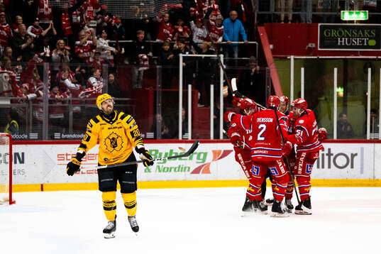 Skellefteås Marcus Eriksson deppar och Timrå jublar