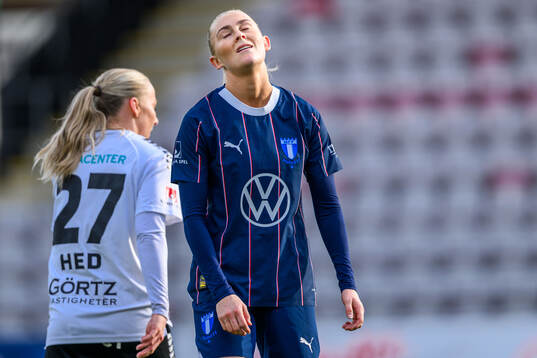 Malmö FFs Beatrice Persson deppar