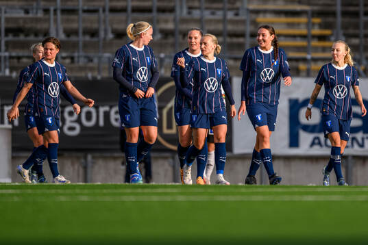 Malmö FFs Alexia Mitkovska jublar
