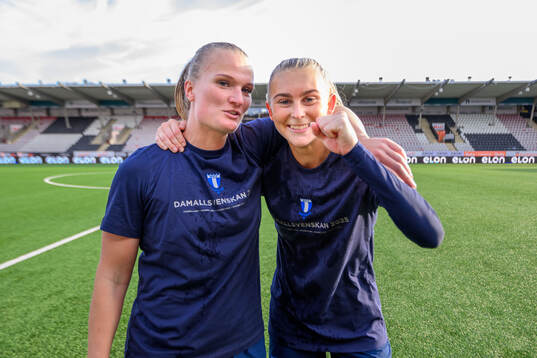 Malmö FFs Lovisa Gustafsson och Beatrice Persson jublar