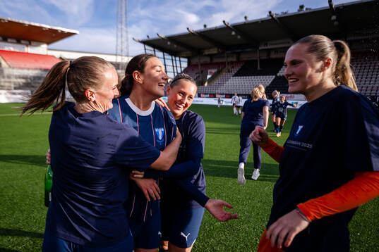 Malmö FFs spelare jublar