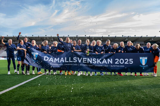 Malmö FFs spelare jublar