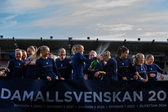 Malmö FFs spelare jublar
