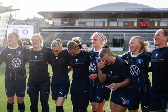 Malmö FFs Amanda Kander jublar över avancemanget till