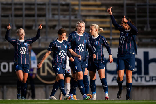 Malmö FFs Amanda Kander jublar
