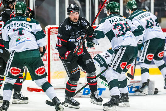 Nybros Anton Svensson jublar