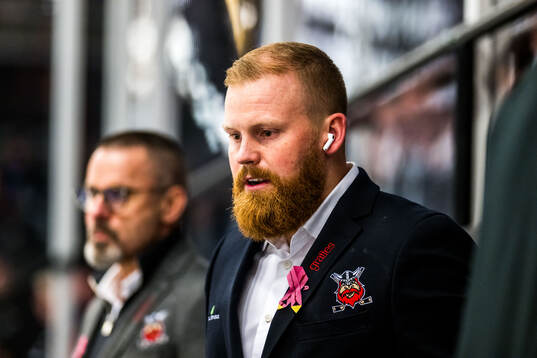 Nybros assisterande tränare Robin Wengdahl