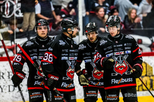 Nybros spelare jublar
