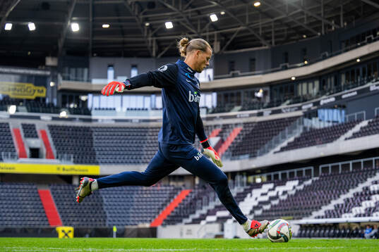 Goalkeeper Ørjan Håskjold Nyland of the Norwegian