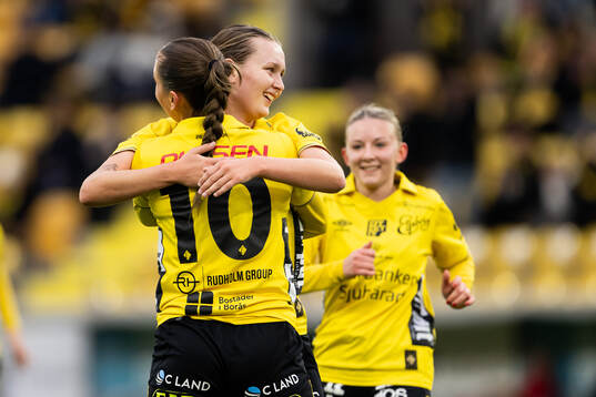 Elfsborgs Ellen Nilsson jublar