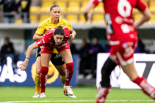 Elfsborgs Alice Broman och Tyresös Thea Larsson