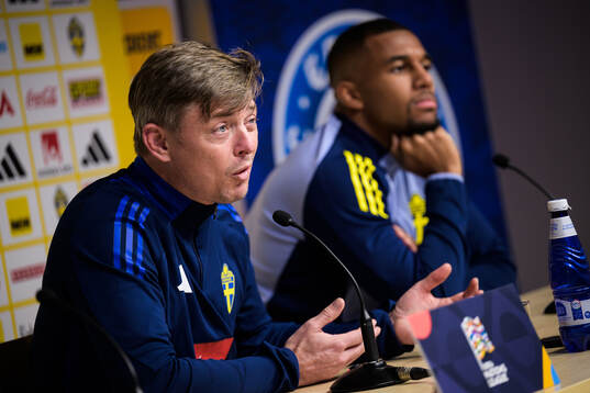 Head coach Jon Dahl Tomasson of the Swedish men's national