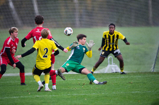 IFK Hässleholms 15-årige målvakt Ermal Jashanica i